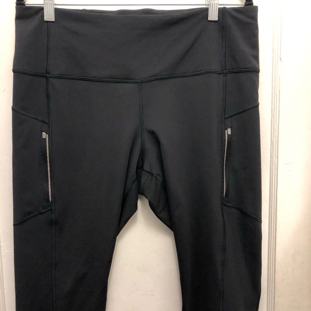 Athleta Ranier Tight Leggings Color Black Size 1X - Picture 2 of 9